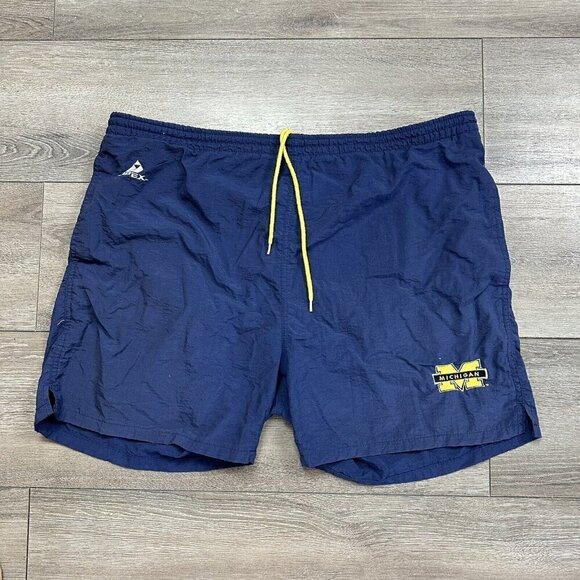 Vintage 90’s Apex One Michigan Wolverines Shorts Size Large - Picture 1 of 6